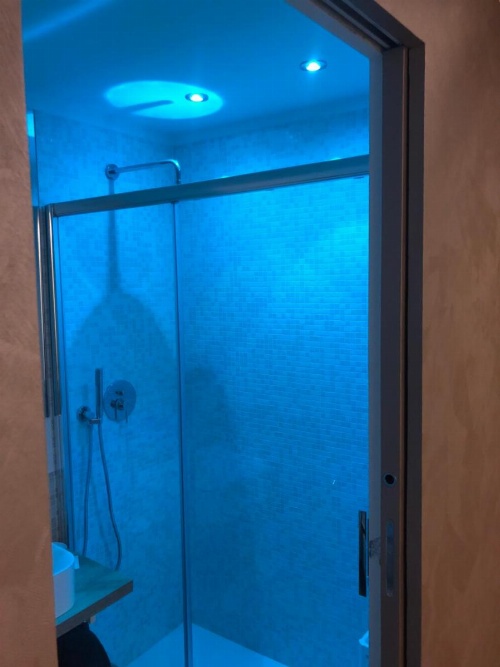 Central Loft image 12